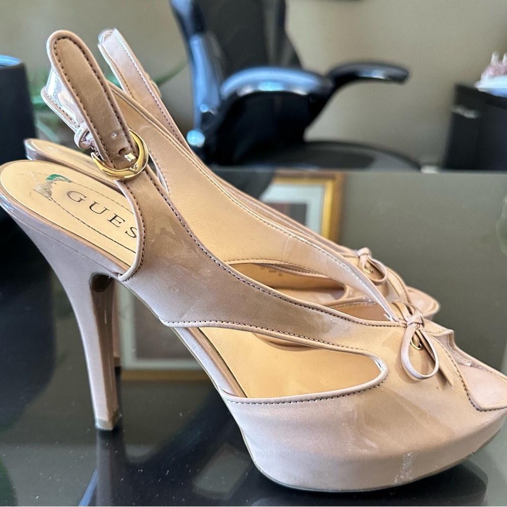 GUESS HEELS